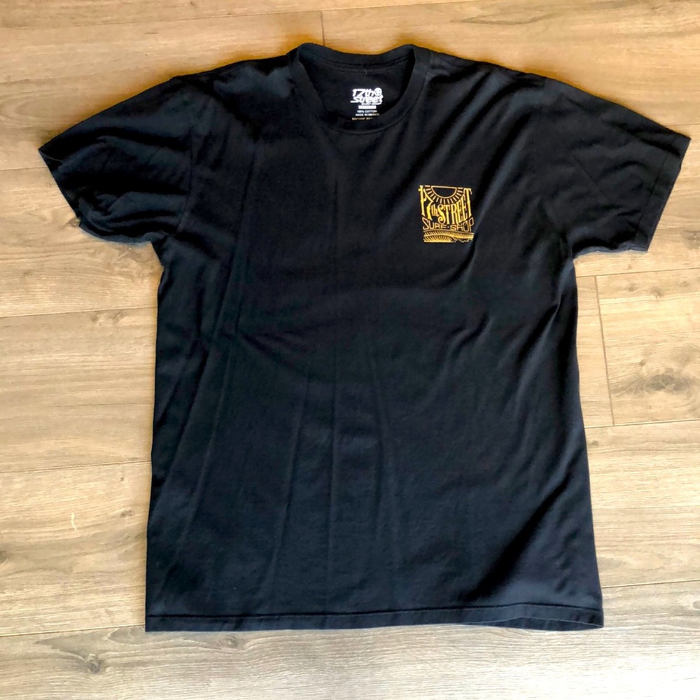 Mens 17th St. Surf t shirt